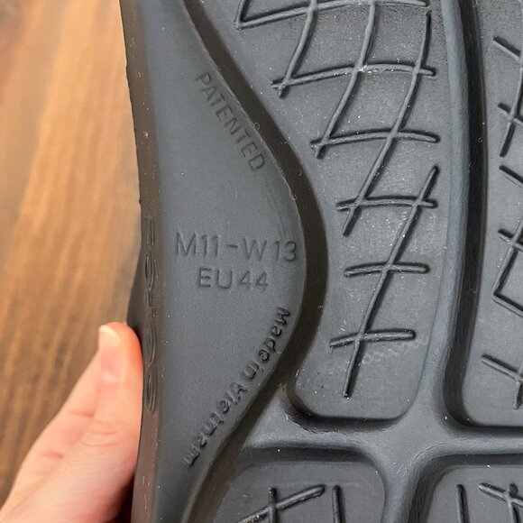 OOFOS OOcloog Clog Recovery Shoe Lightweight Comfort Support Mens Size 11 Black - Picture 11 of 13